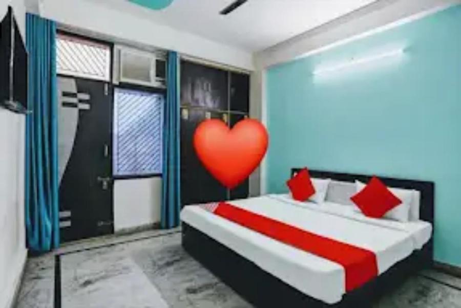 Hotel Sunshine Cave , Ghaziabad Exterior photo